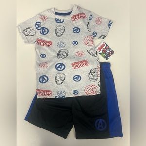 NWT Marvel boys size 6 matching set